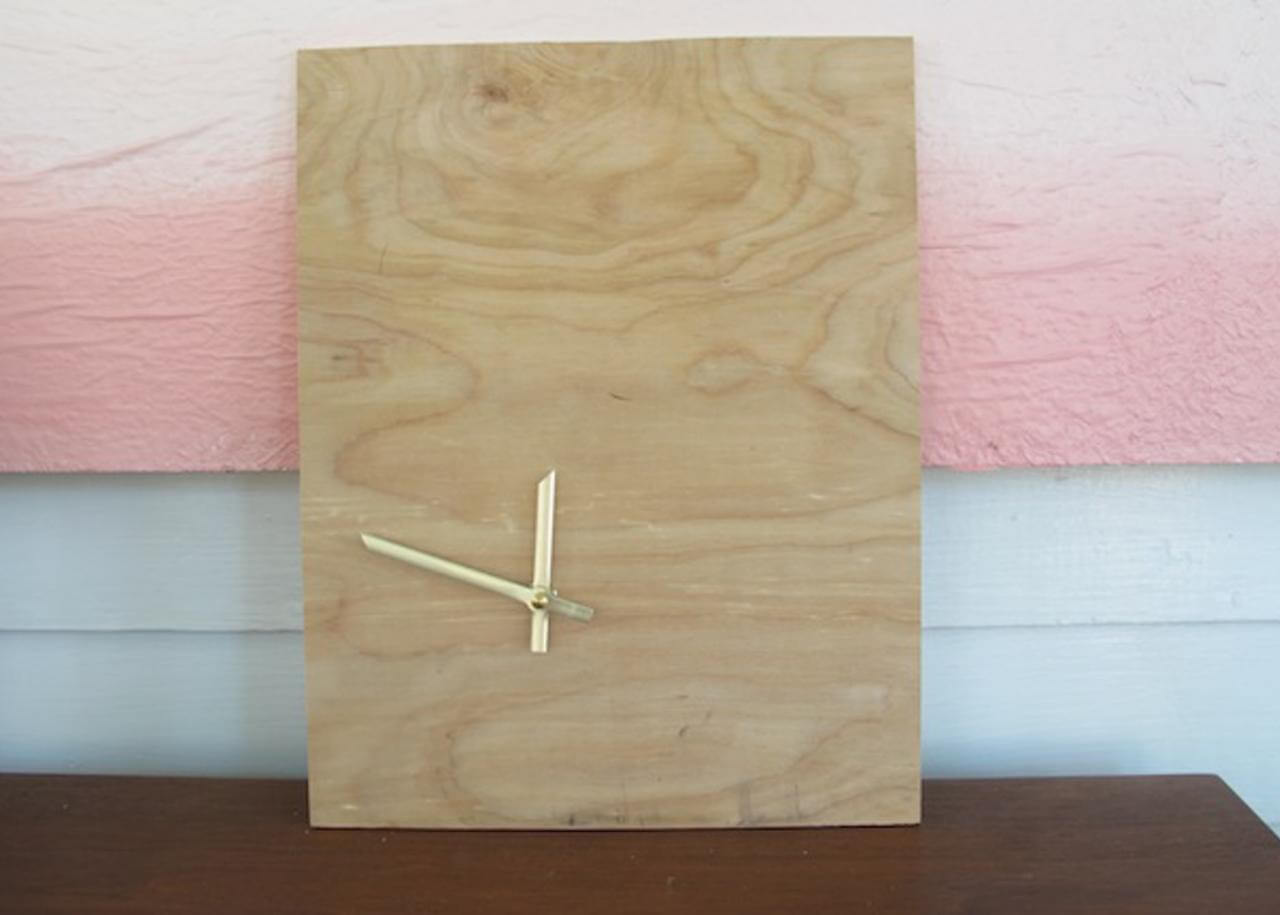 How to make a wall clock